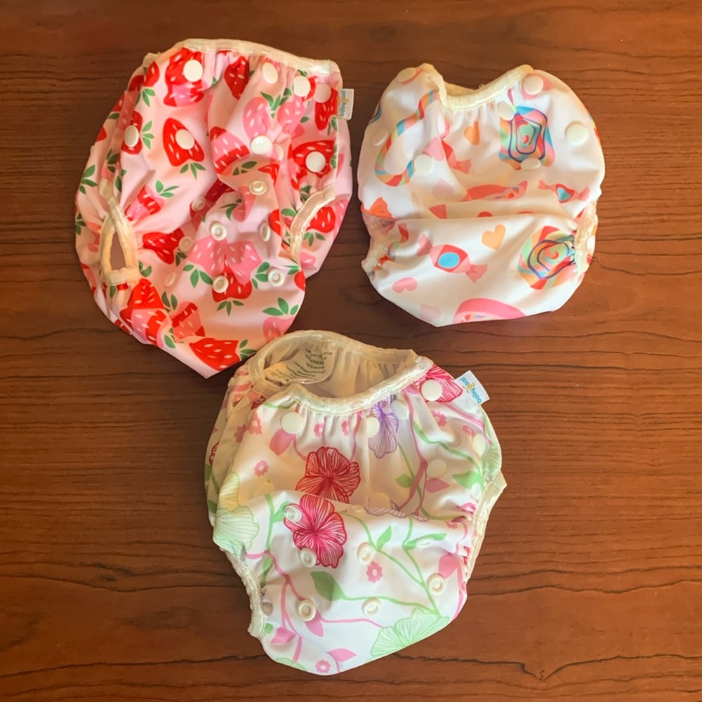NWOT baby reusable swim diapers (3)